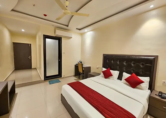 Hotel Bkc Inn - Near Trade Center, Visa Consulate